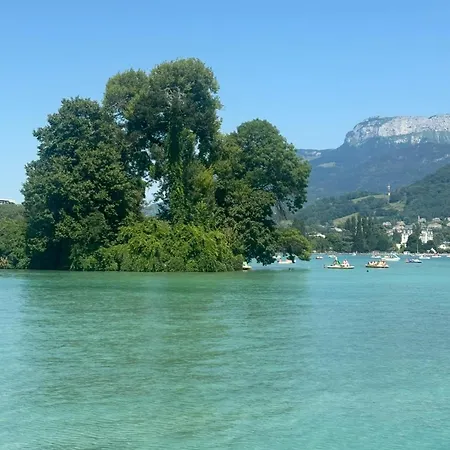 La Maison Du Bonheur A *